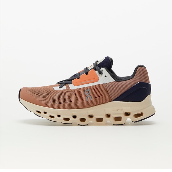On Running Shoes - On Cloud Cloudstratus Running Sneakers